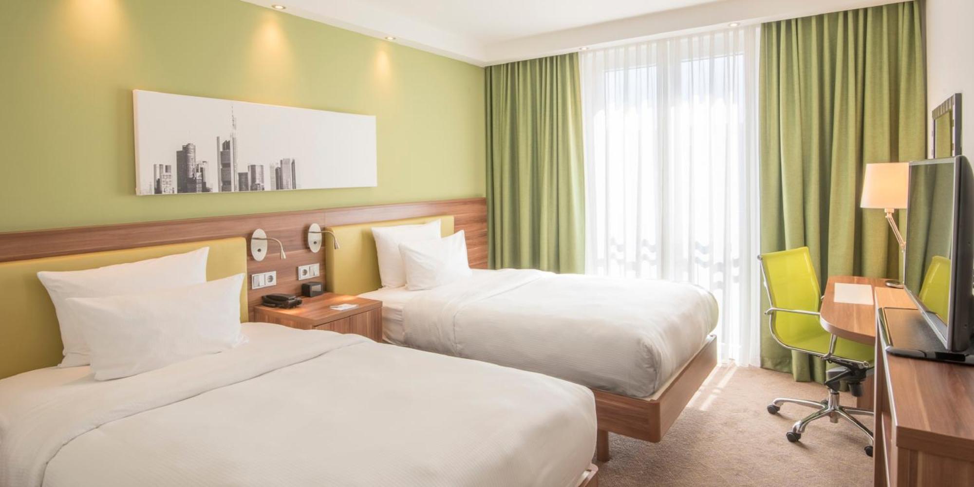 Hampton By Hilton West Hotel München